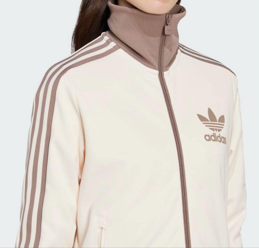 未使用　アディダス　ライフスタイル クラシック トラックトップ オリジナルス