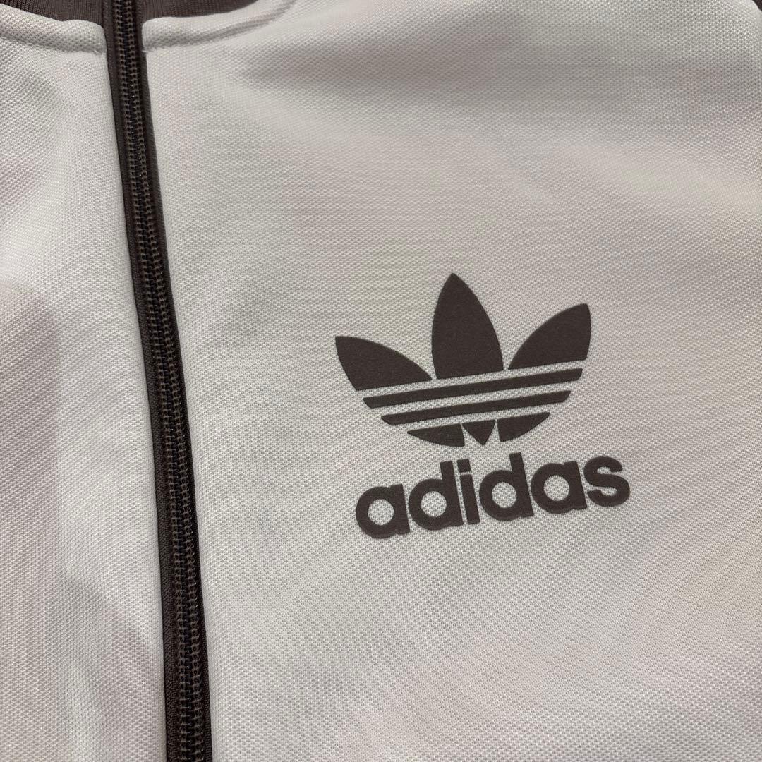 未使用　アディダス　ライフスタイル クラシック トラックトップ オリジナルス