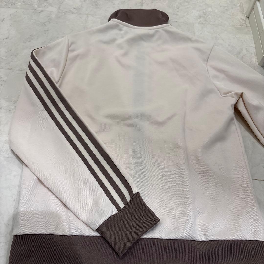 未使用　アディダス　ライフスタイル クラシック トラックトップ オリジナルス