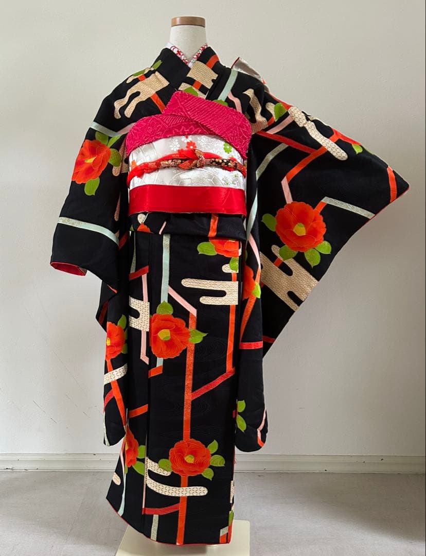 七五三　十三詣り　美品　正絹着物　帯　帯揚げ　帯締め　しごき　身丈144cm