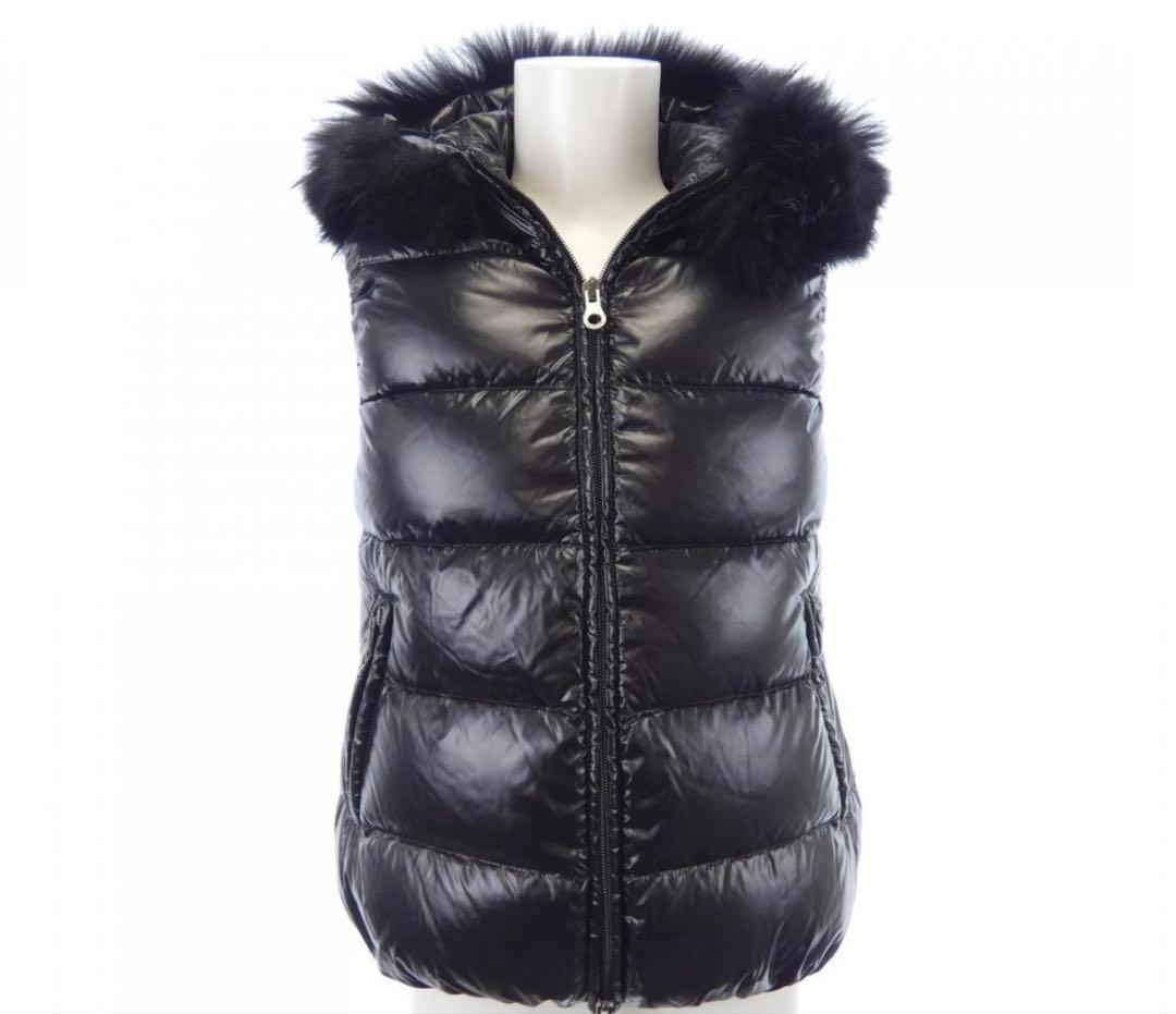 duveticaファー付きブラックダウンベスト