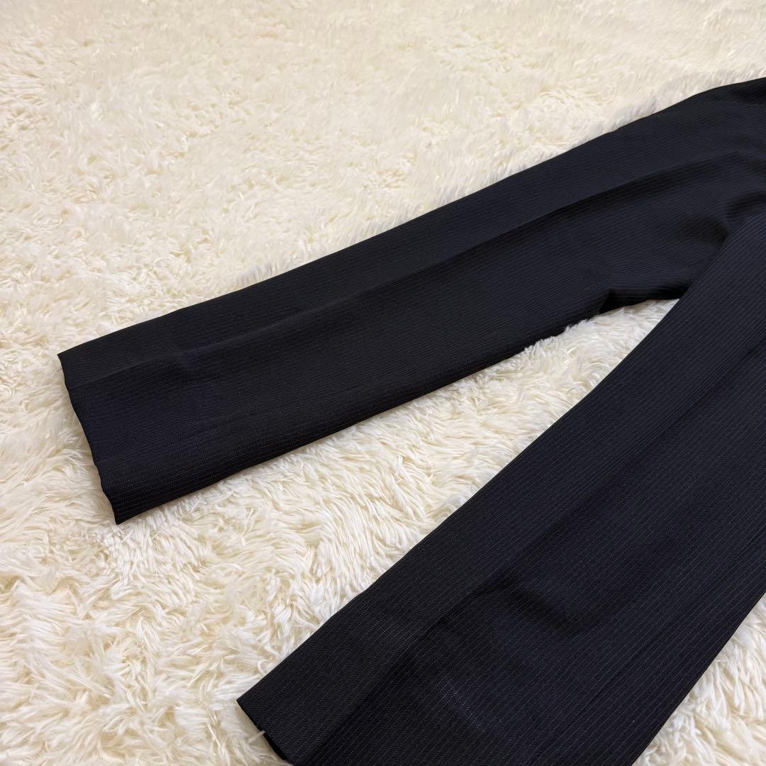 美品　ワンダーファクトリー　キッズスーツ　150