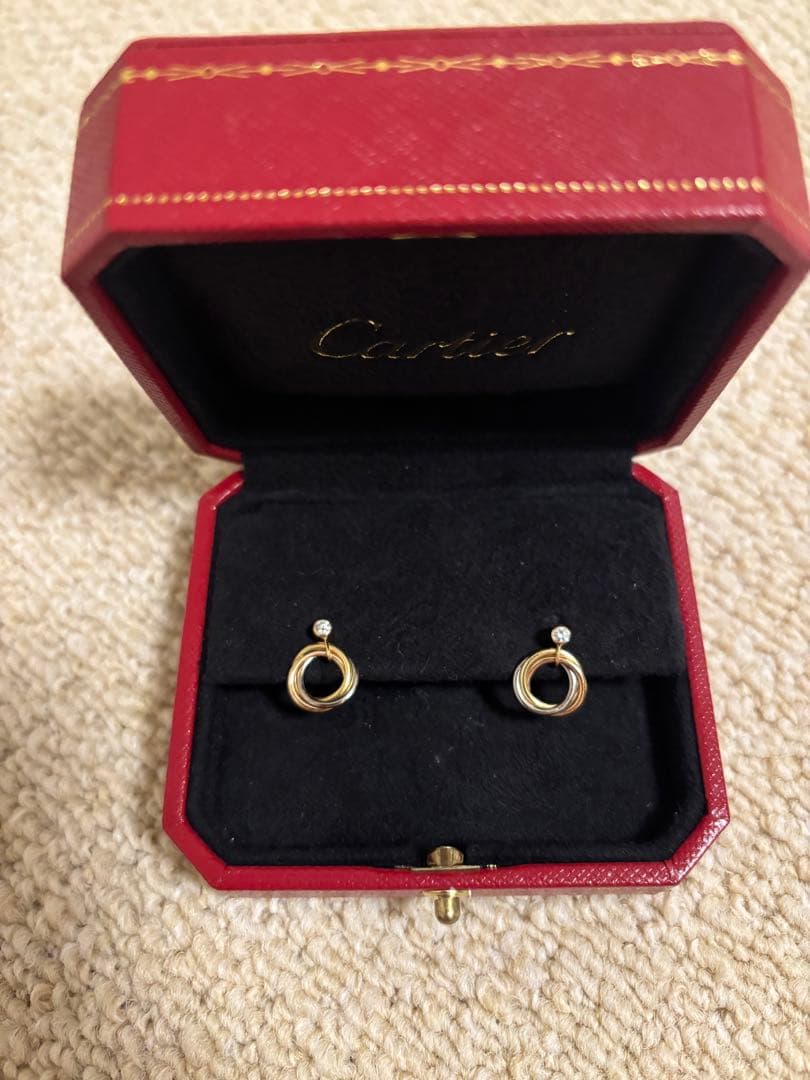 カルティエ トリニティ ブリリアントカットダイヤモンド