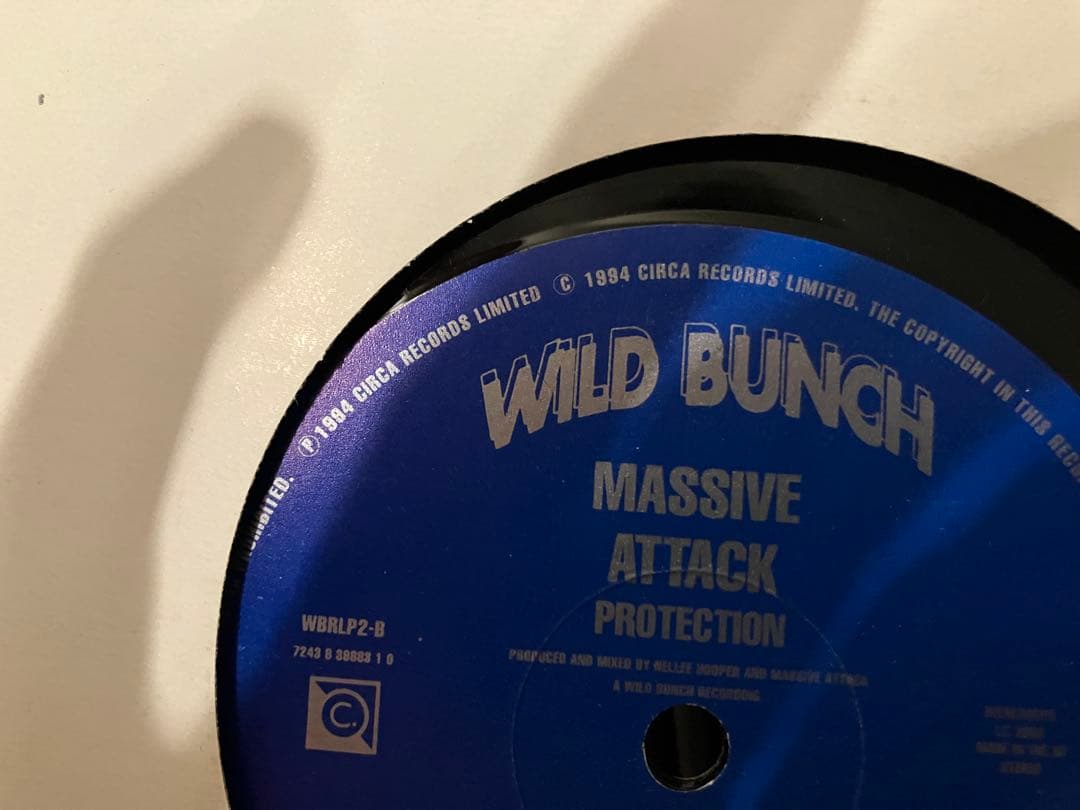 MASSIVE ATTACK – Protection WILD BUNCH