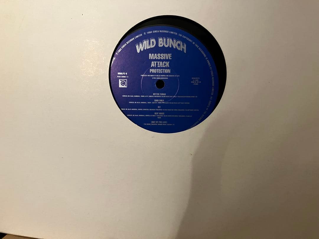 MASSIVE ATTACK – Protection WILD BUNCH