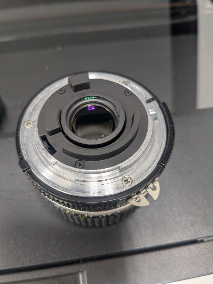 Nikon Nikkor F 28mm f/2.8 レンズ