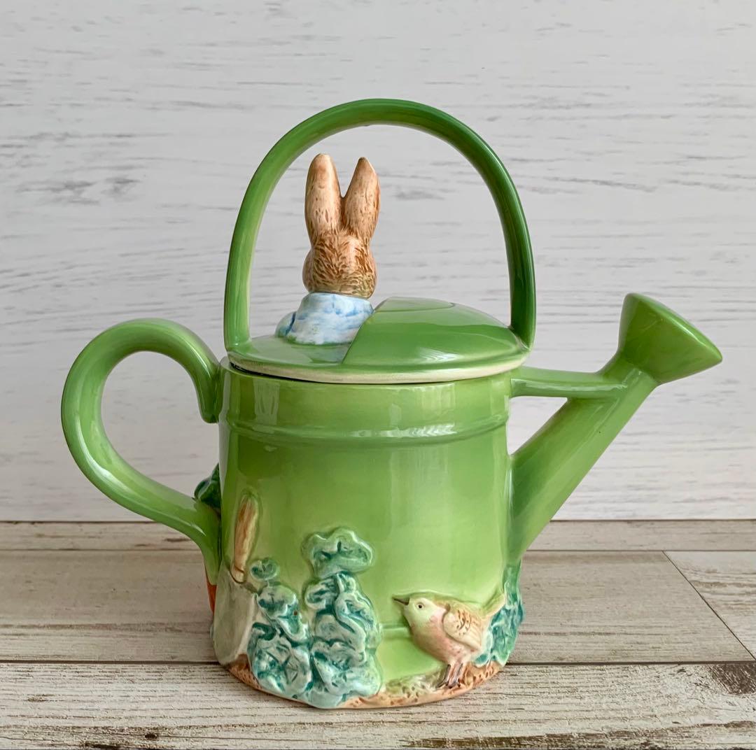 ピーターラビットじょうろ ティーポッド型オルゴール シュミット社製