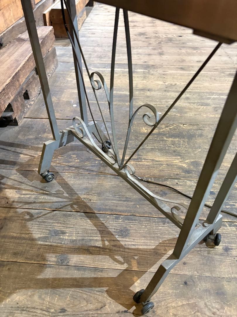 レトロスタイル ステンレスショーケース