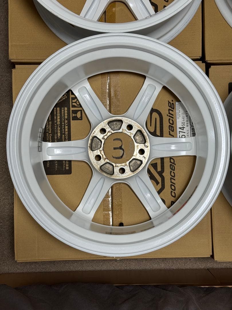 タイヤ・ホイール RAYS TE37