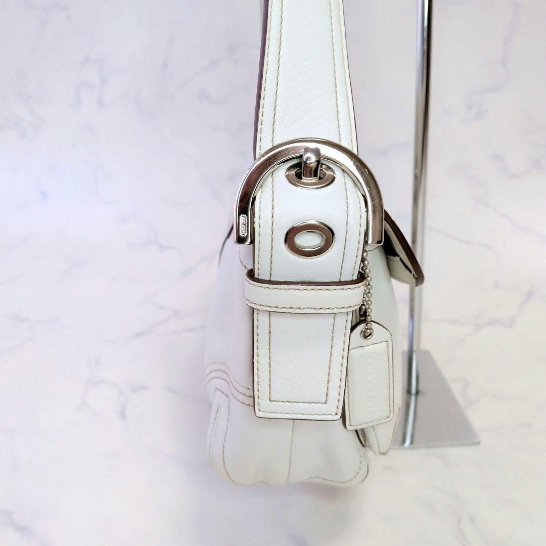 【美品】コーチ ソーホー ワンハンドバッグ レザー 肩掛け チャーム 9434