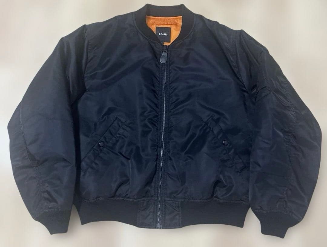 BEAMS リラックスフィット THERMOLITE(R) MA-1 ブラック