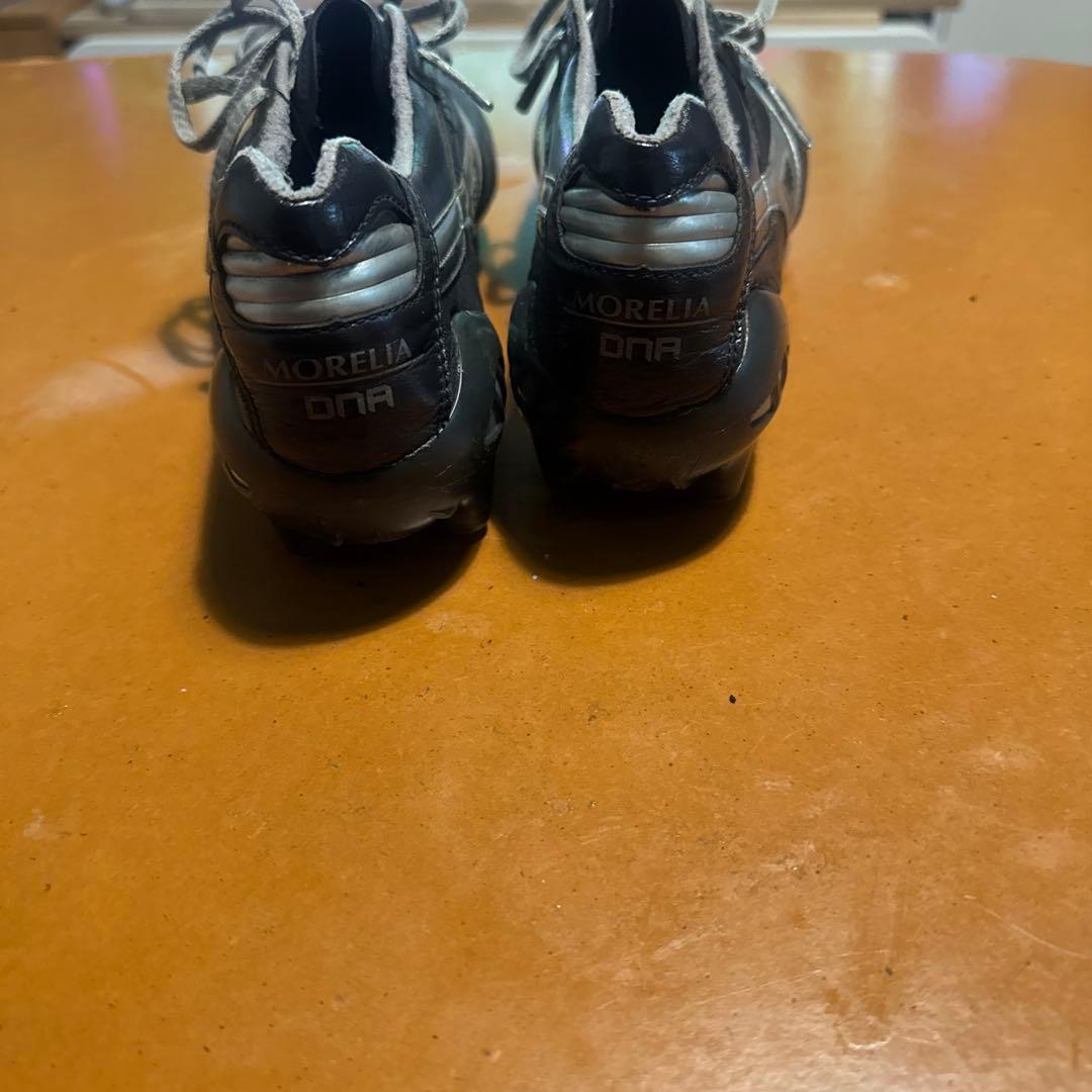 Mizuno Morelia DNAサッカーシューズ