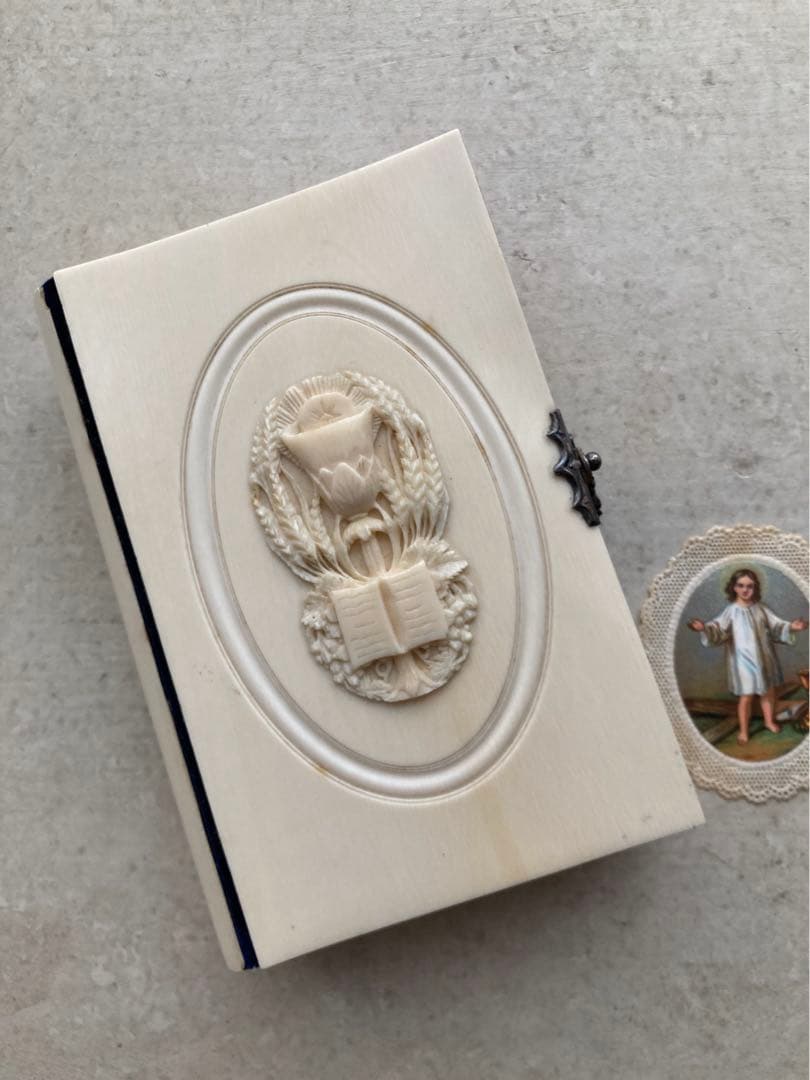 フランスアンティーク　アイボリー聖書　祈祷書　古本　洋書　ミゼル