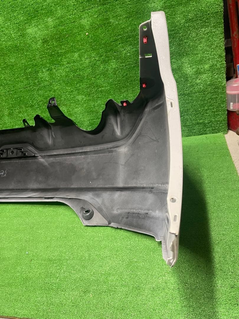 ZVW 30 プリウス　後期　G’s ジーズ　リアバンパー　ディヒューザー