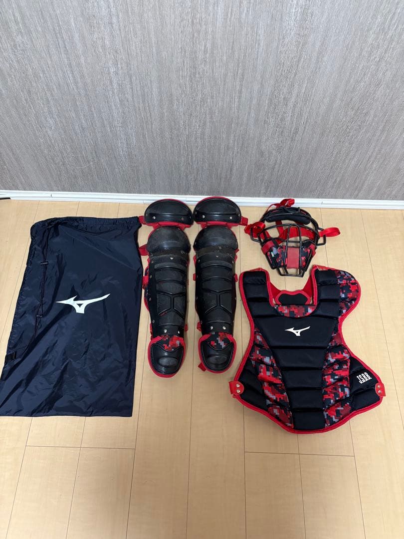 ミズノ　キャッチャー防具　ヘルメット無し