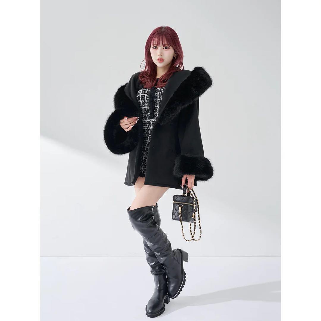 新品タグ付 ダーリッチ ウエストベルトプリンセスラインコート FL ノベルティ