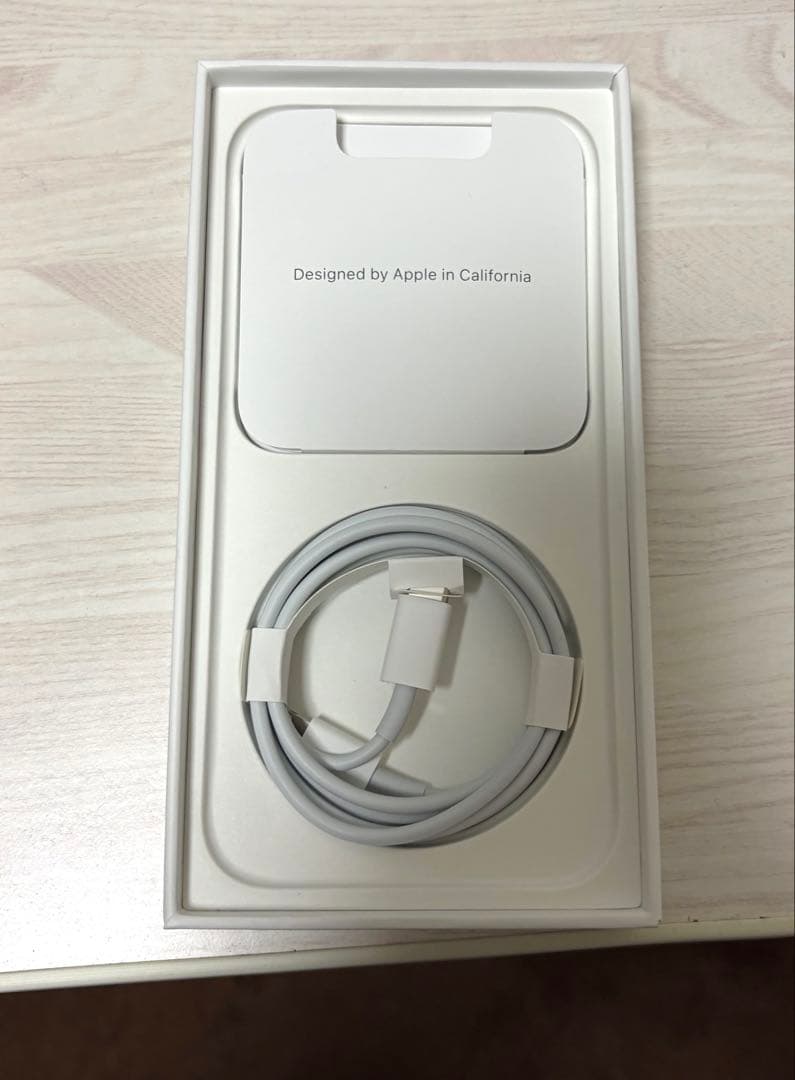 【即日発送】iPhone14 128GB スターライト(ホワイト) SIMフリー