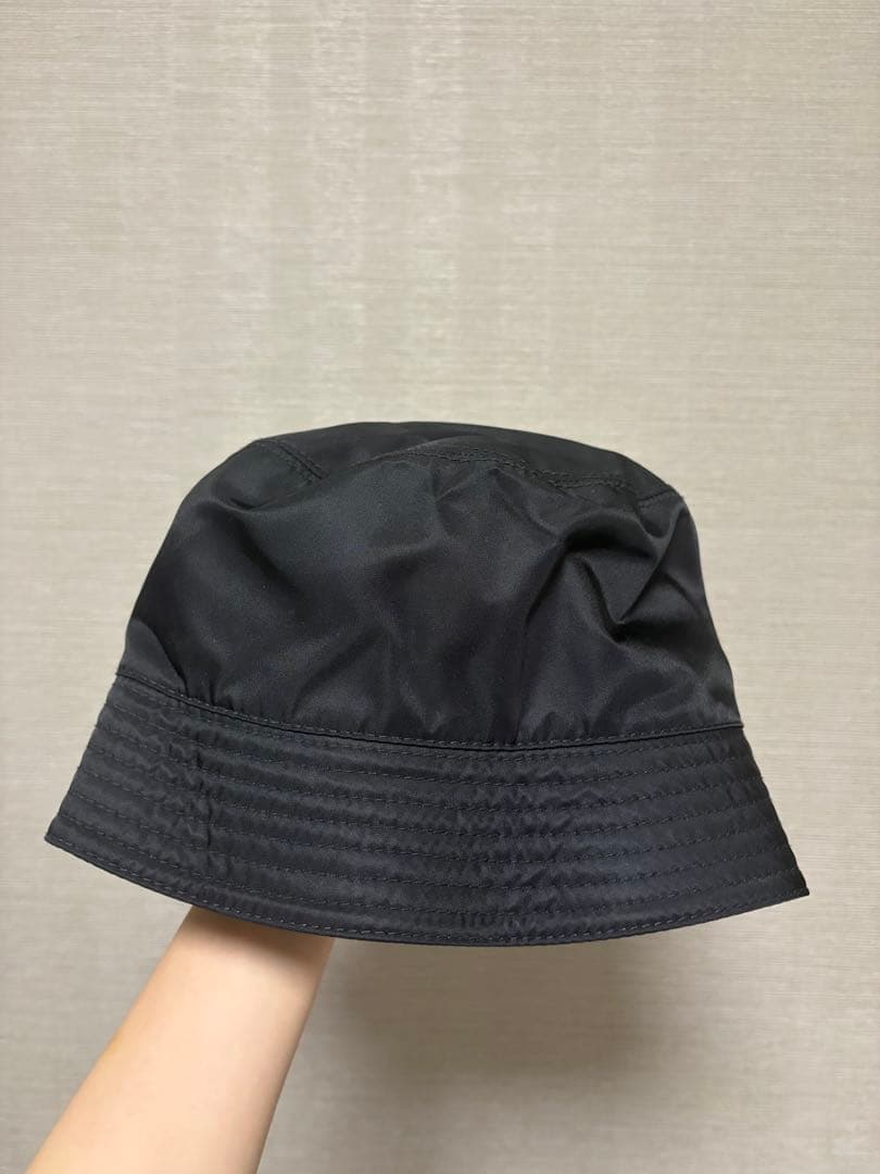 PRADA ブラック バケットハット L
