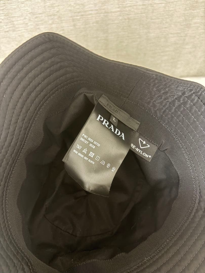 PRADA ブラック バケットハット L