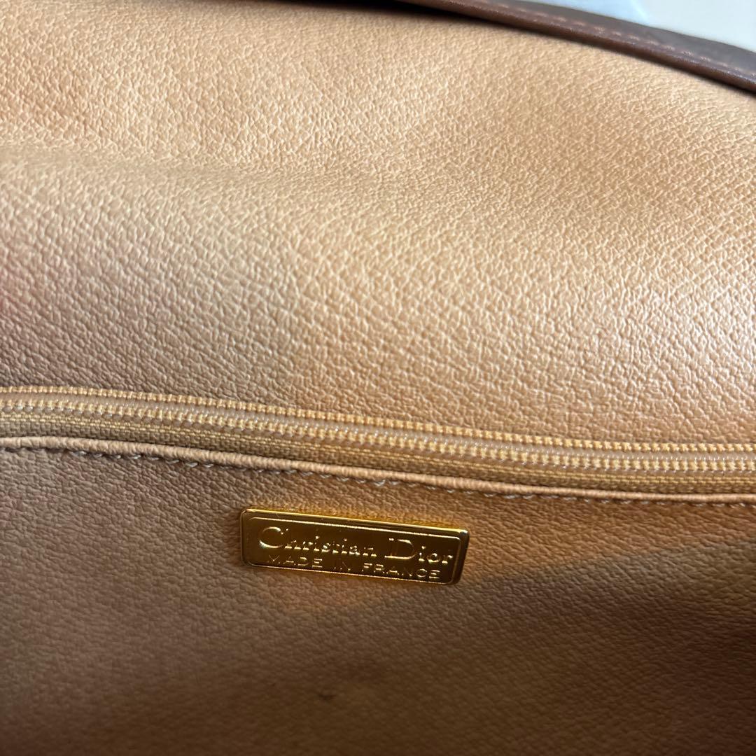 Dior ブラウンレザーショルダーバッグ