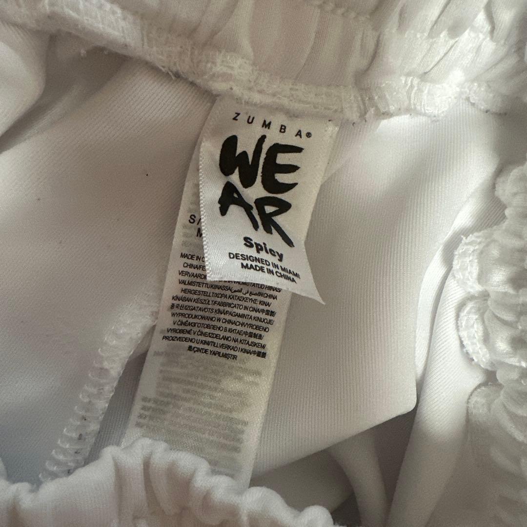 週末のお値下げ！ZUMBA スゥエット白上下セットアップ