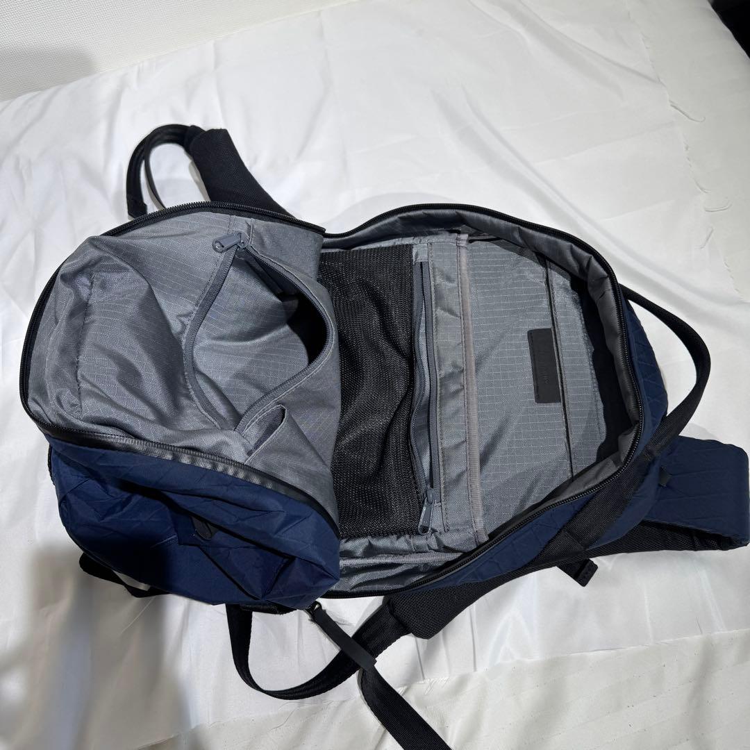 バッグ ABLE CARRY Daily Backpack X-pac 20L