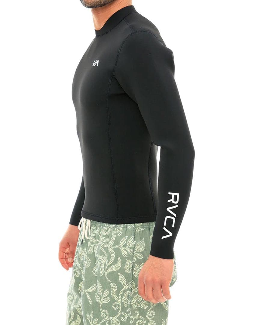 処分特価　半額　サイズS タッパー　RVCA 新品3
