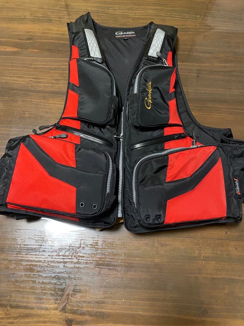 ガマカツフローティングベスト