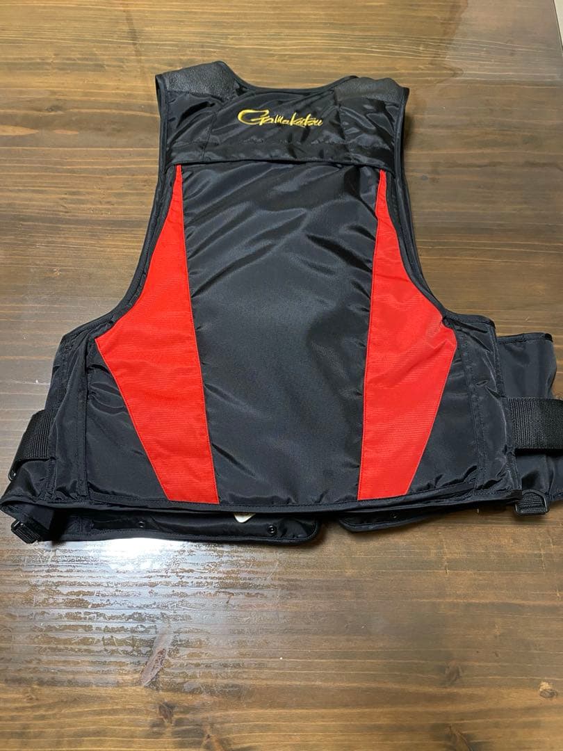 ガマカツフローティングベスト