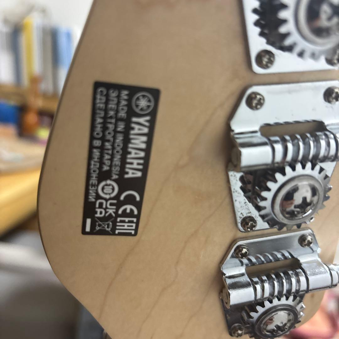 YAMAHA エレキベース ナチュラル