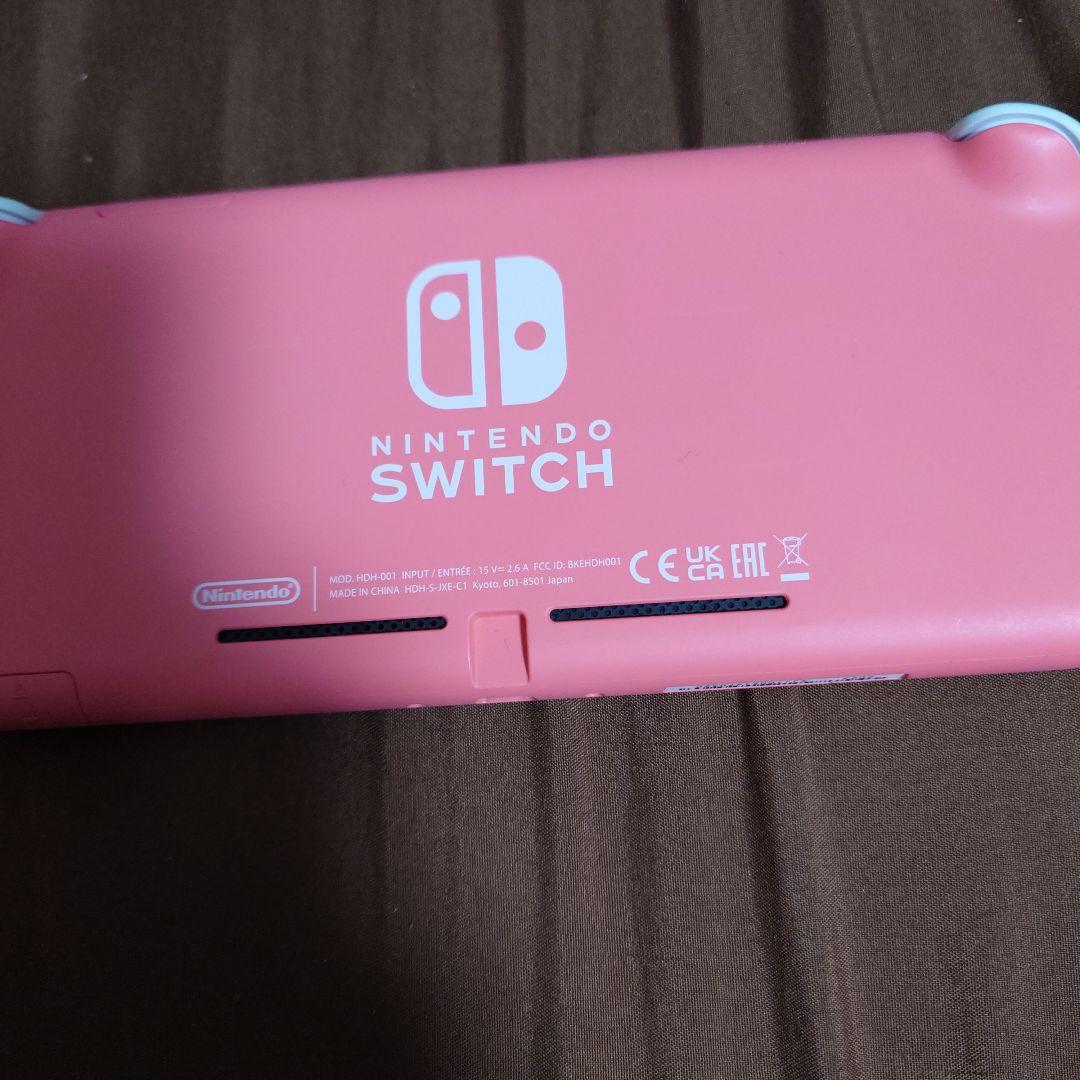 NintendoSwitchLightピンク、ストック付属