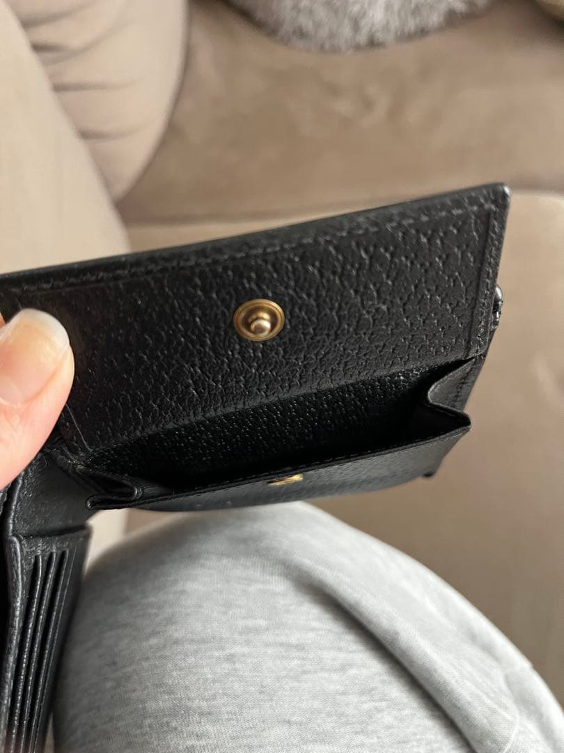 GUCCI財布 黒