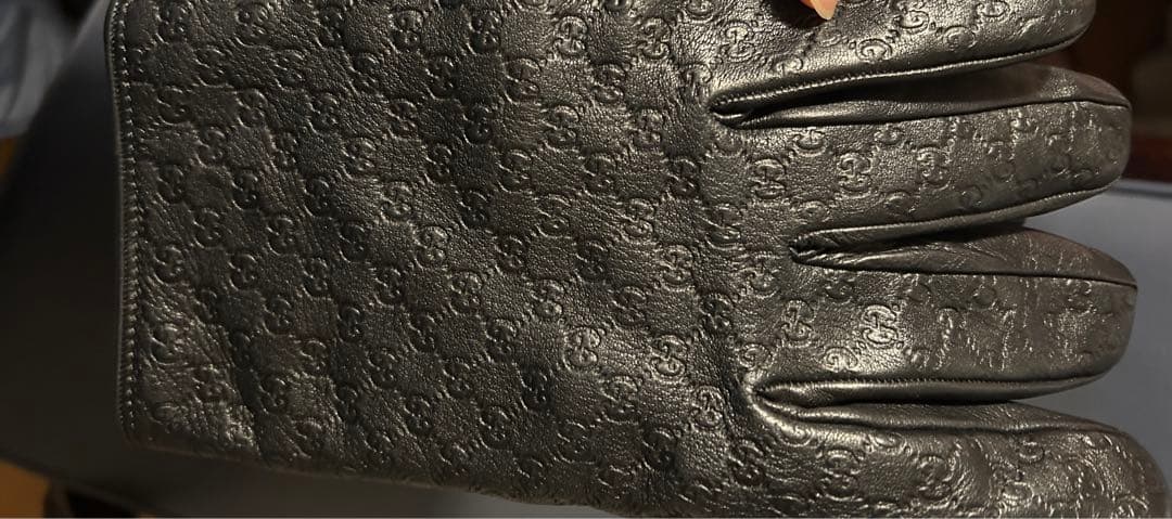 GUCCI GGエンボス レザー グローブ 手袋 革 カシミヤ