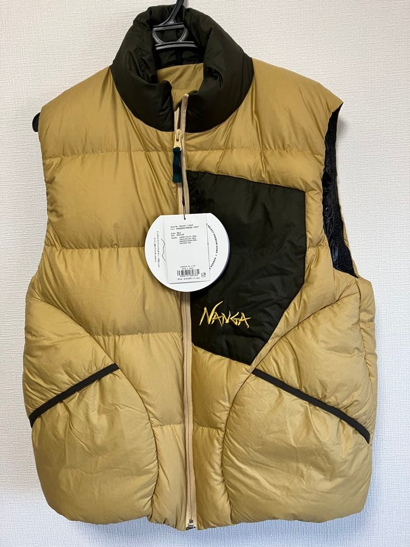 NANGA ダウンベスト ベージュ・黒