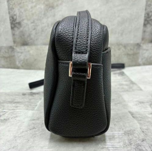 タグ付き✨ 未使用✨ アニエスベー カメラバッグ 黒 人気 ショルダーバッグ