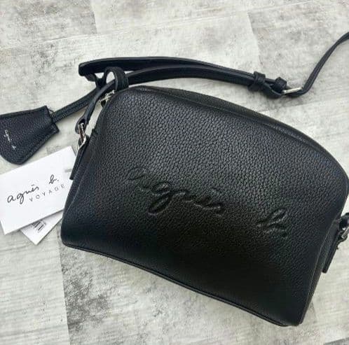 タグ付き✨ 未使用✨ アニエスベー カメラバッグ 黒 人気 ショルダーバッグ