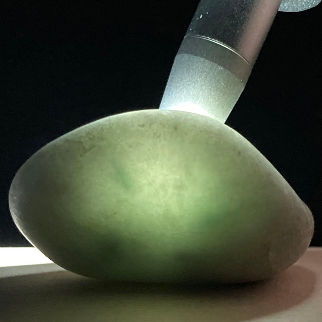 糸魚川翡翠　宮崎・境海岸　翡翠　海石　翡翠輝石　原石　48.9ｇ