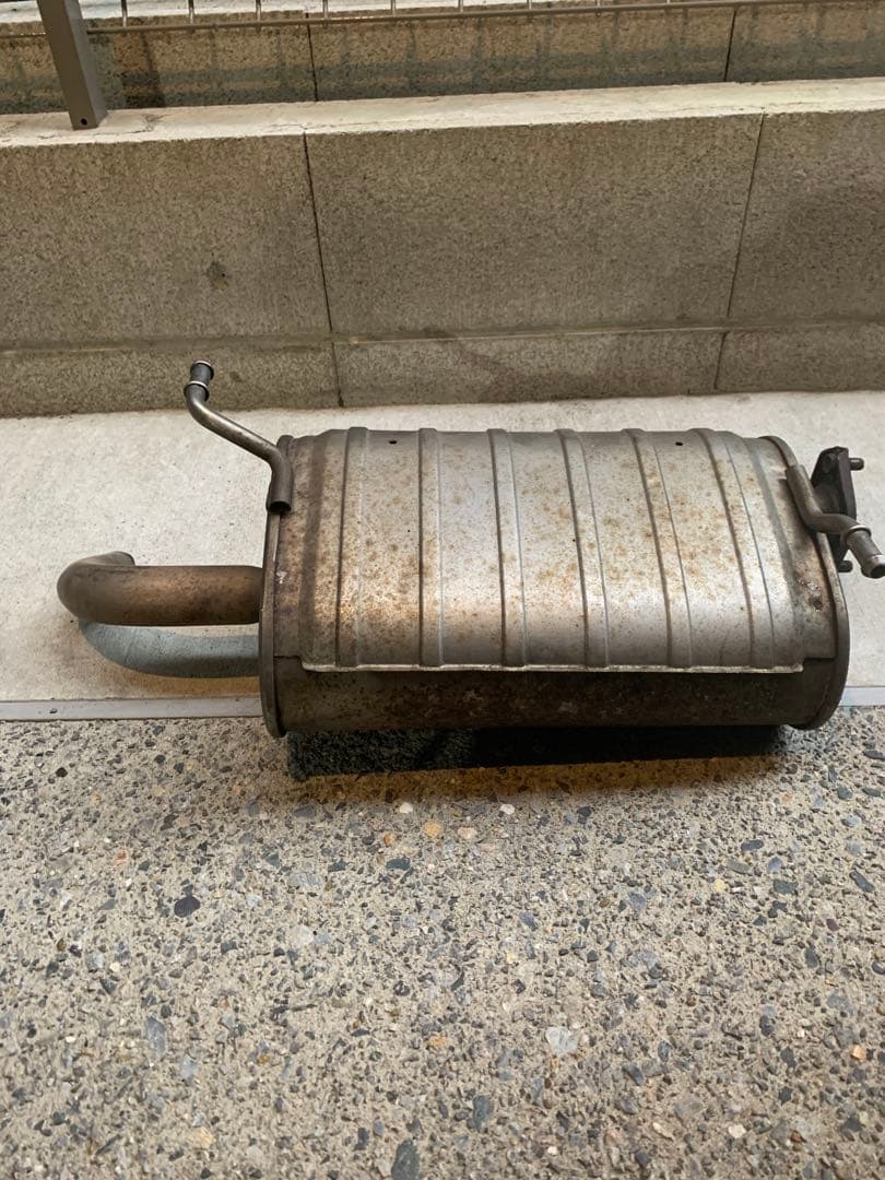 送料無料！ジムニー　純正マフラー　JB23