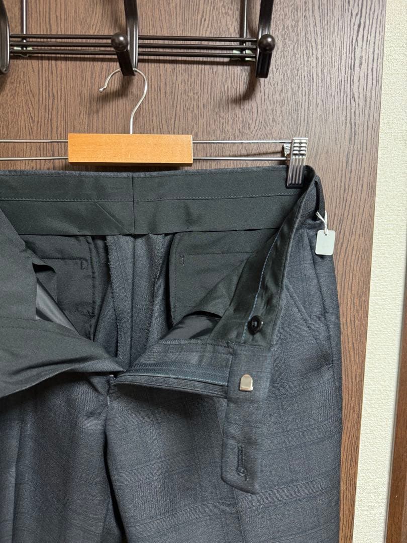 AB4新品未使用！極上イタリアREDAウール100%グレー3ピーススーツ！極小訳