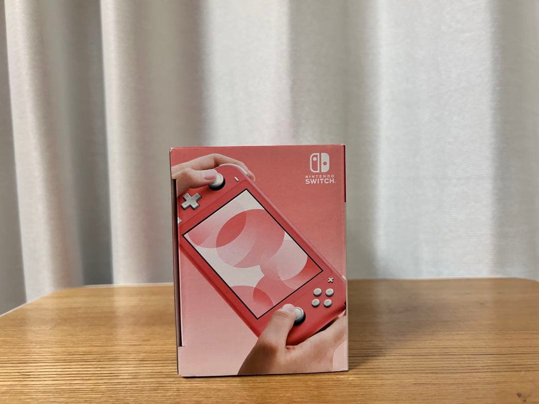 Nintendo Switch lite 本体 コーラル スイッチライト