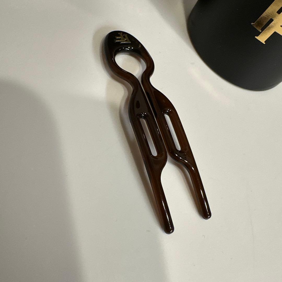 Fiona Franchimon N°1 ヘアピン 5本入り（ブラウン）