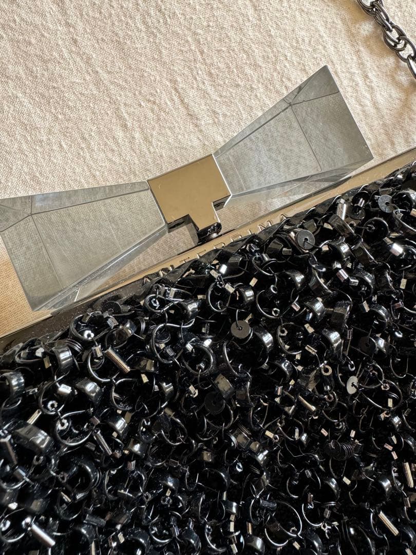 美品ANTEPRIMA アンテプリマワイヤーバッグ がま口クラッチ　ブラック