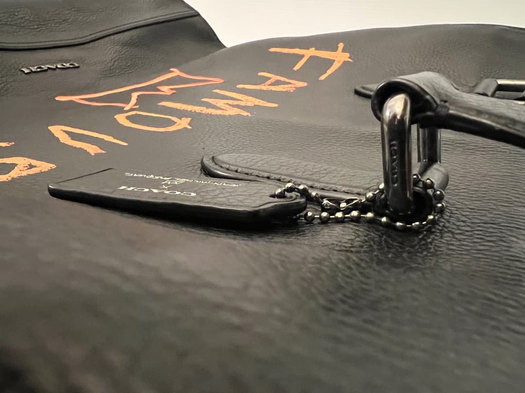 ⭐️【希少・限定品・美品】コーチとバスキアの限定コラボ ショルダーバッグ