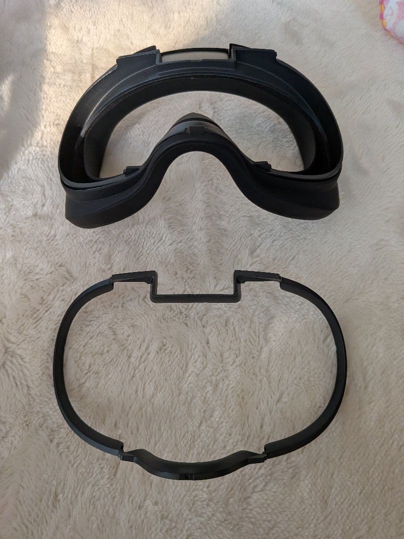 た。オキュラスクエスト2(メタクエスト2)　64GB