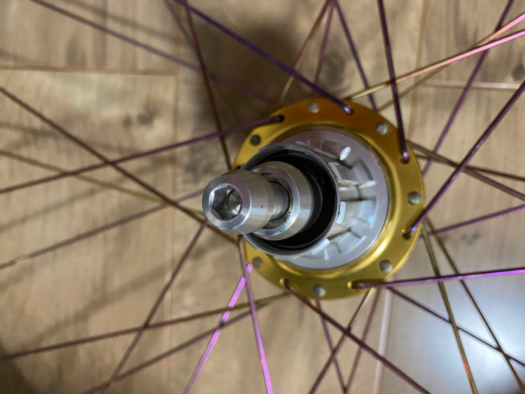 26インチ手組みMTBホイール インダストリーナインハブ/Dabombリム