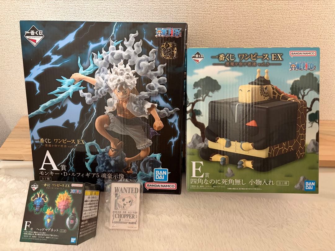 ワンピース一番くじ　A賞&E賞他おまけつき