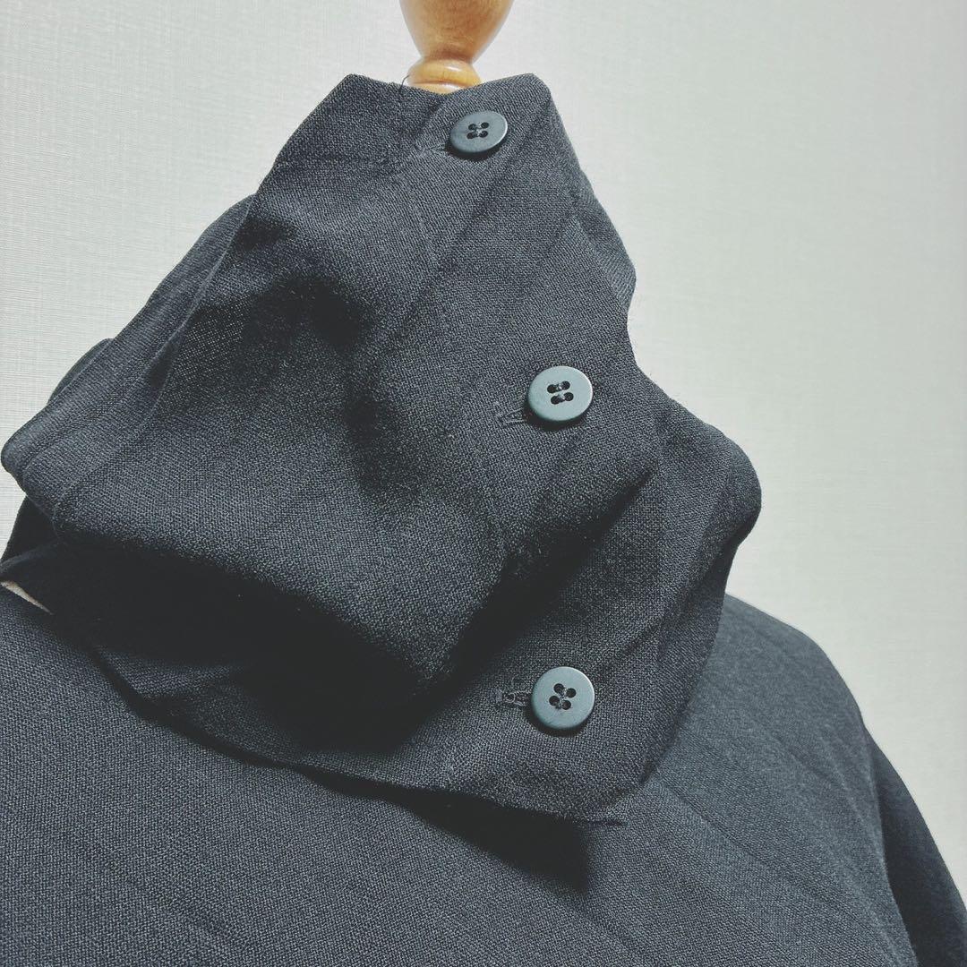 ミーイッセイミヤケ　ボタン付き変形ハイネック　プリーツ　トップス　チュニック　黒