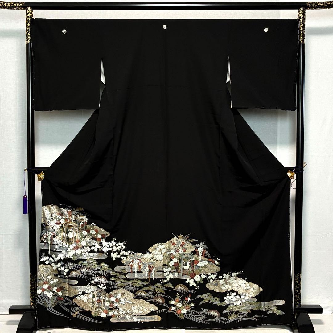 D126 黒留袖 金駒刺繍 鶴 花模様 正絹 着物 袷 しつけ糸付き未使用極美品