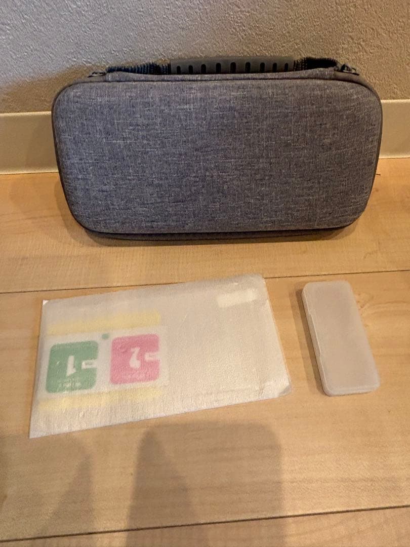 【美品】任天堂Switchライト コーラルピンク 本体のみ