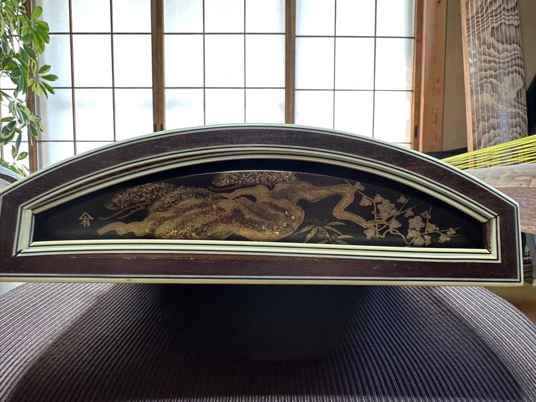 伝統的な木製琴 13弦 ダークブラウン